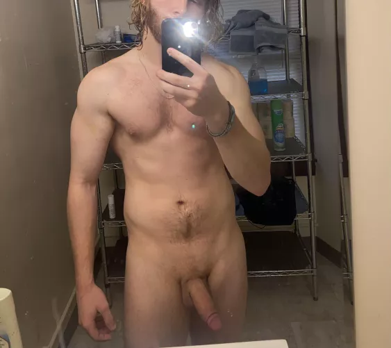 Just thought I’d throw myself in the mix ✌️