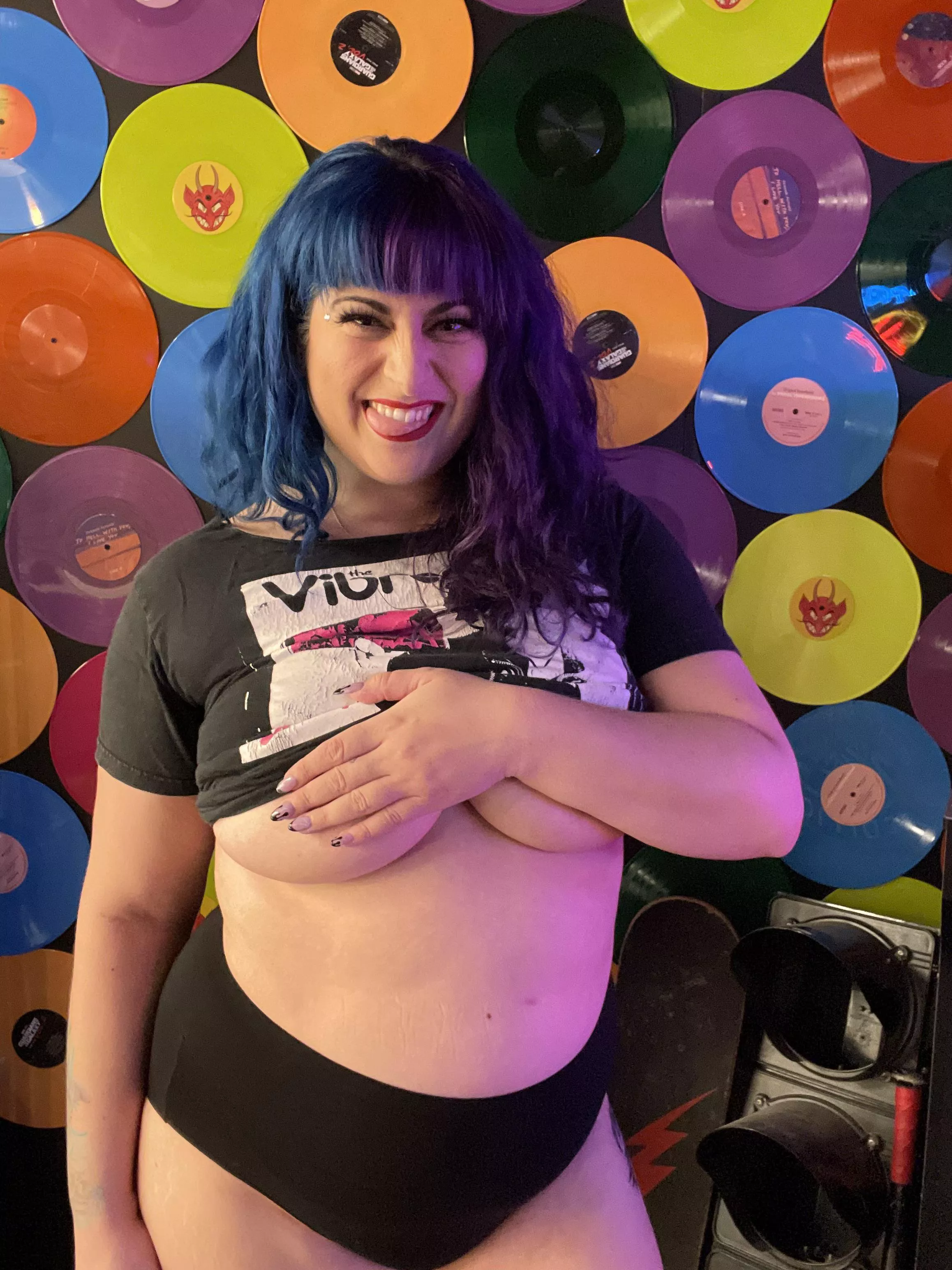 Just wanna use up a little of your time 🎶