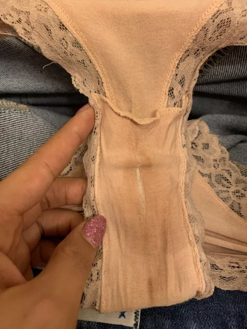 Me on the daily hehe 😜when I imagine hot scenarios in my head