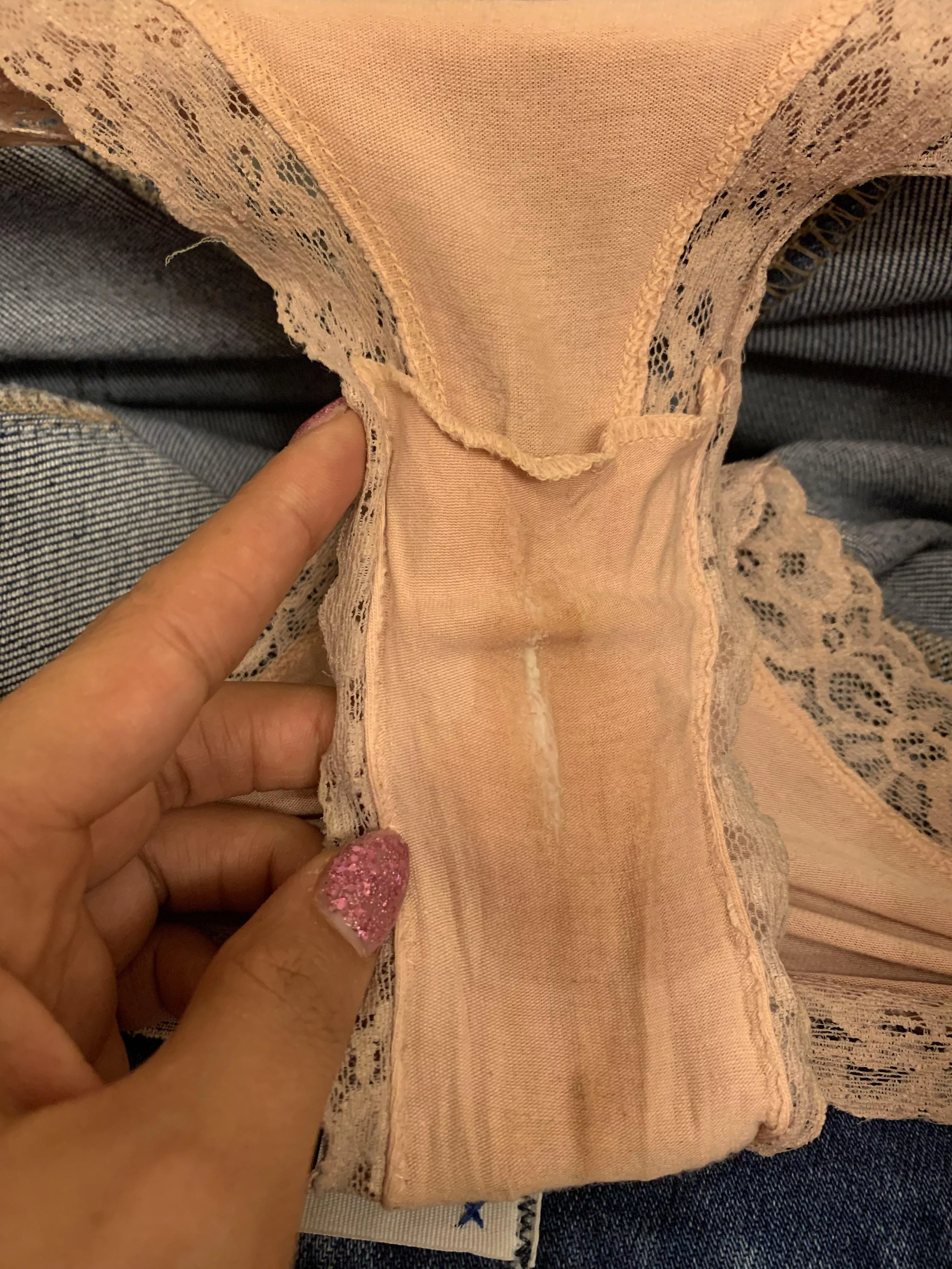 Me on the daily hehe 😜when I imagine hot scenarios in my head