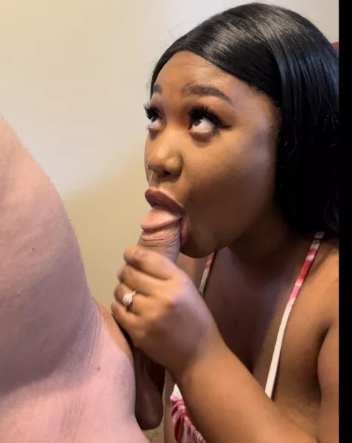 Met a BWC on Reddit and hubby filmed me sucking his big cock til her blew all over my tits.