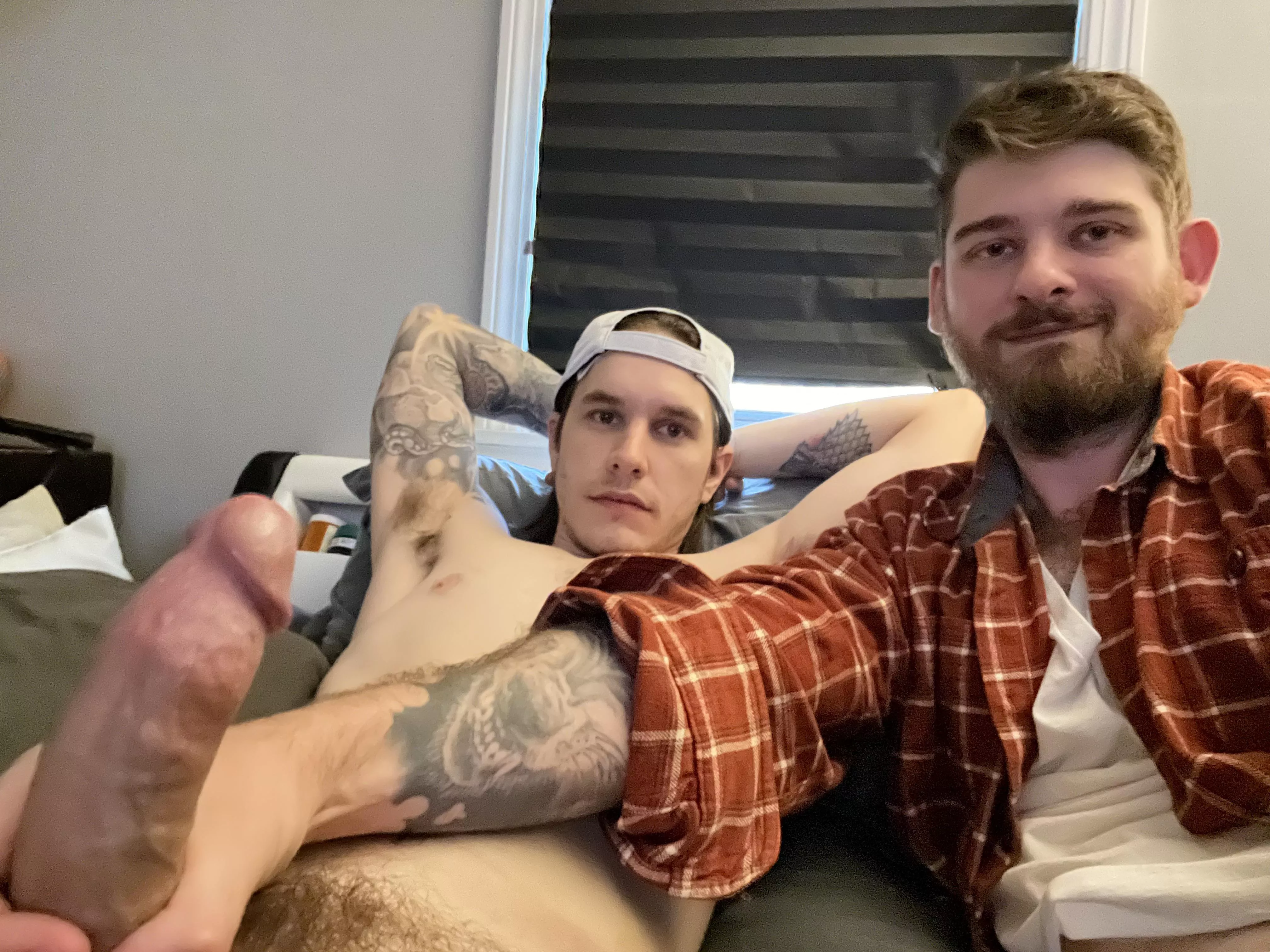 My gym bro wants to get sucked after we workout (32)(38)