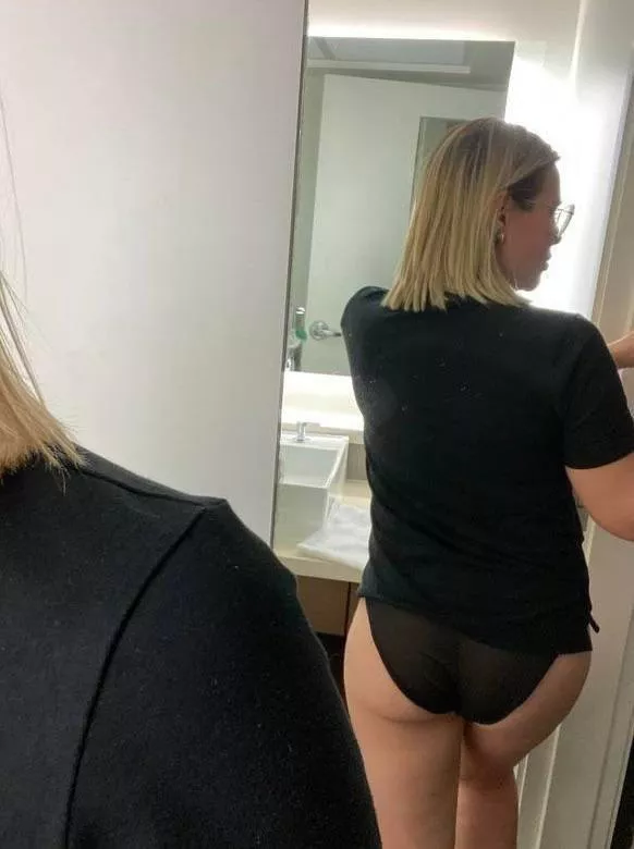 My very sexy wife. 31yo fit, smallish boobs. Te.LE jdml1085