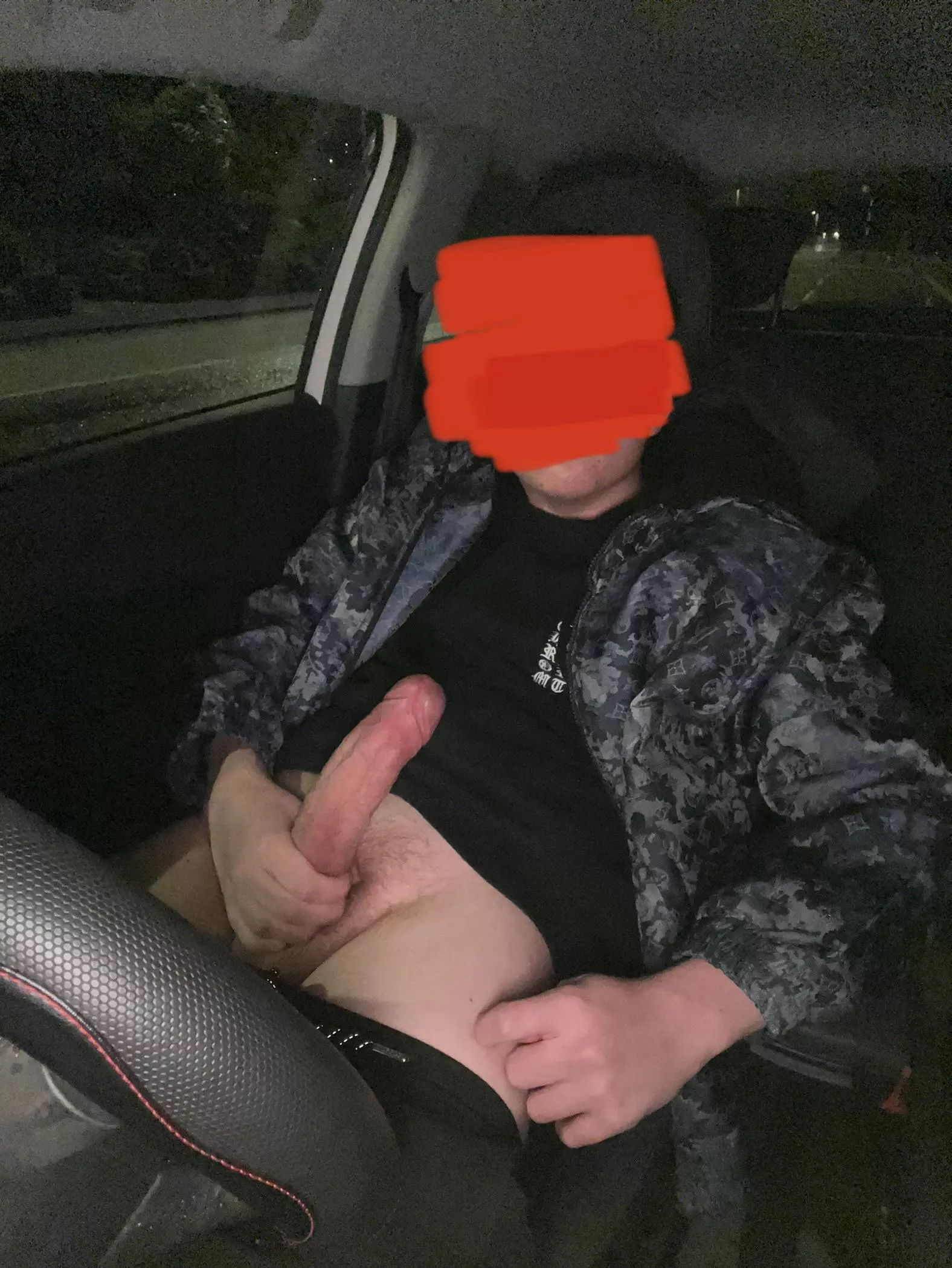 need someone to use the stick while i drive 😘