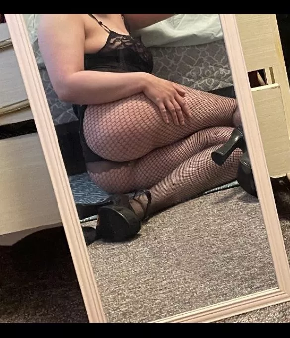 [oc] a tiny clit dick loser like you can only watch me take big cocks. locked up ofc 💕