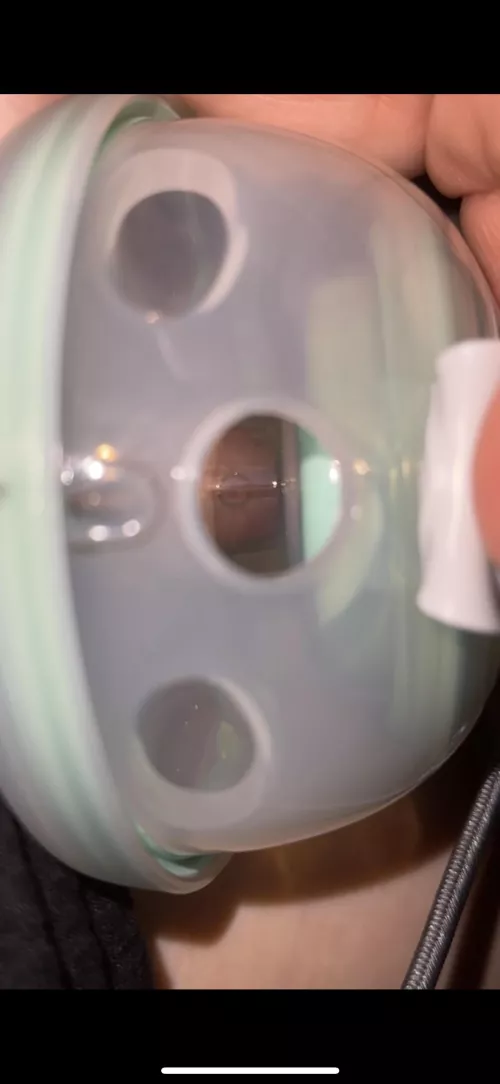 Pump sesh. Anyone need a milk maid?