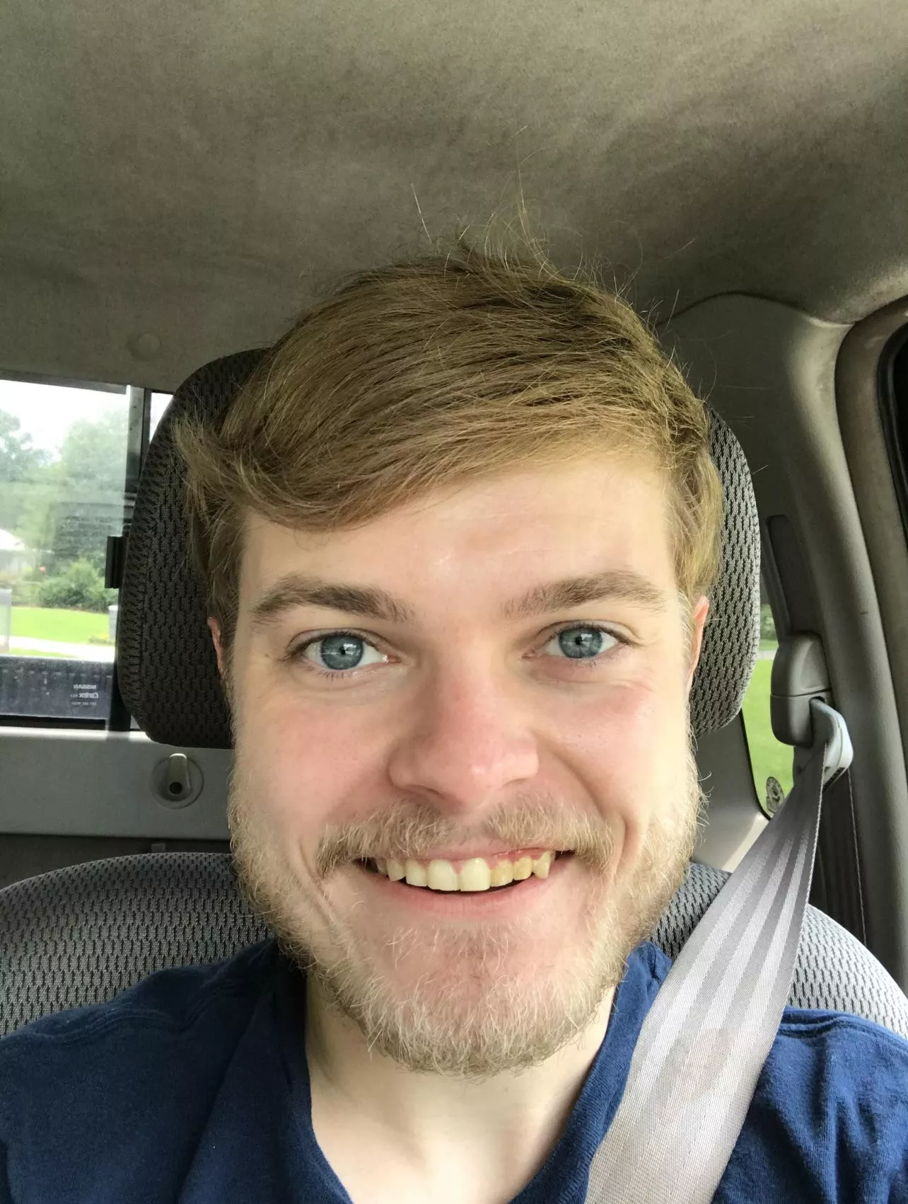 Putting myself out there in the dating world for the first time in a few years. Do you think I’m cute? Be honest!