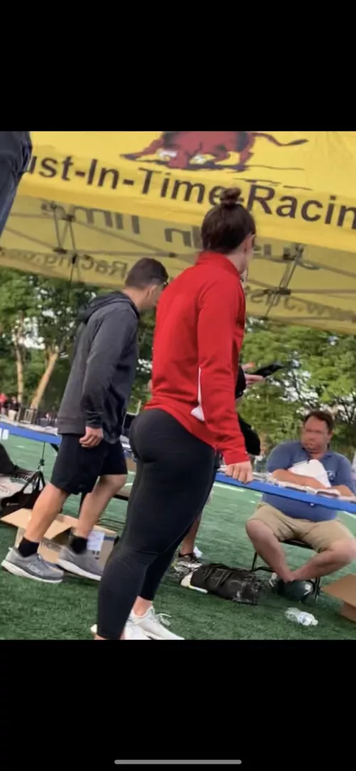 Race me 🏃‍♀️