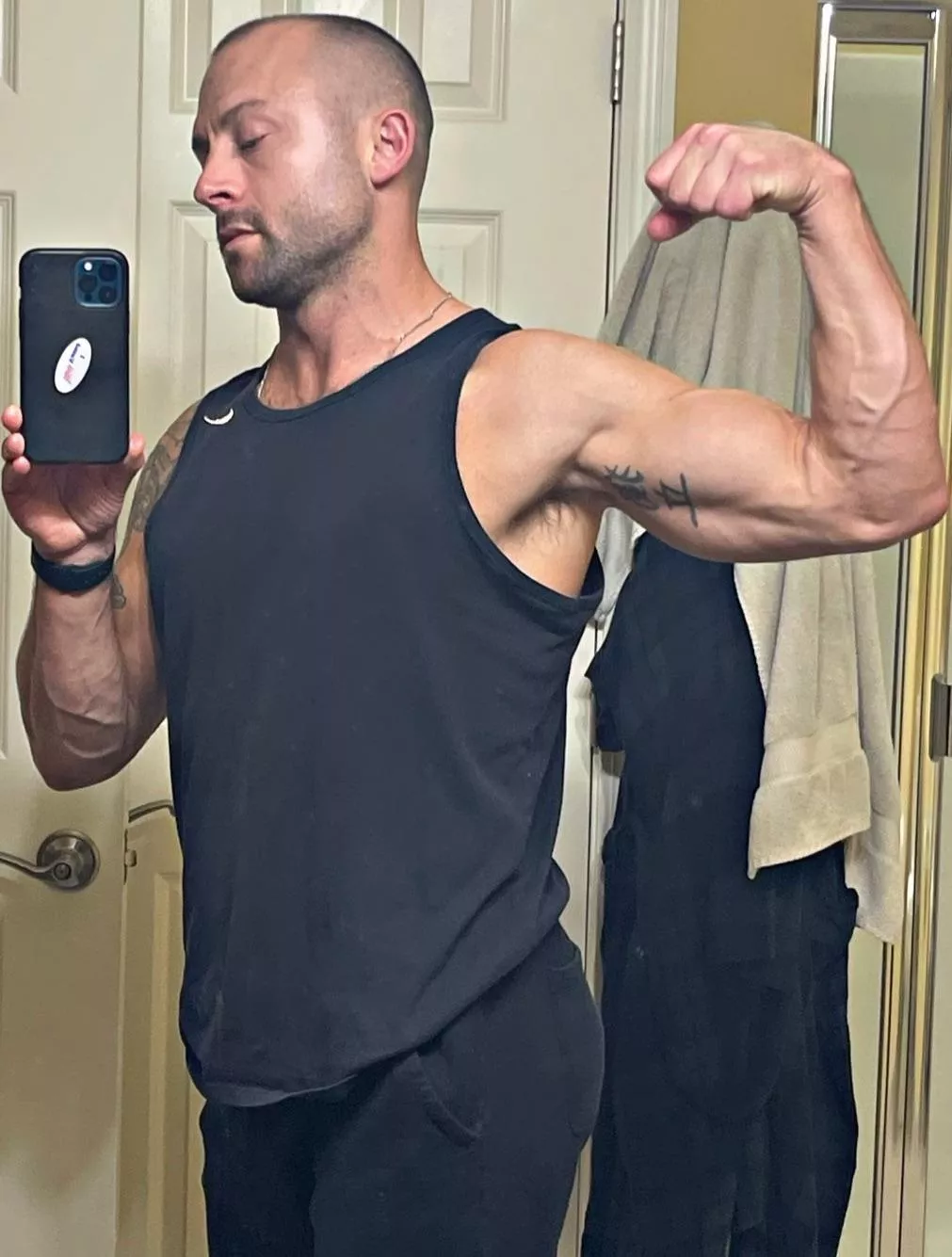 Some afternoon flexing