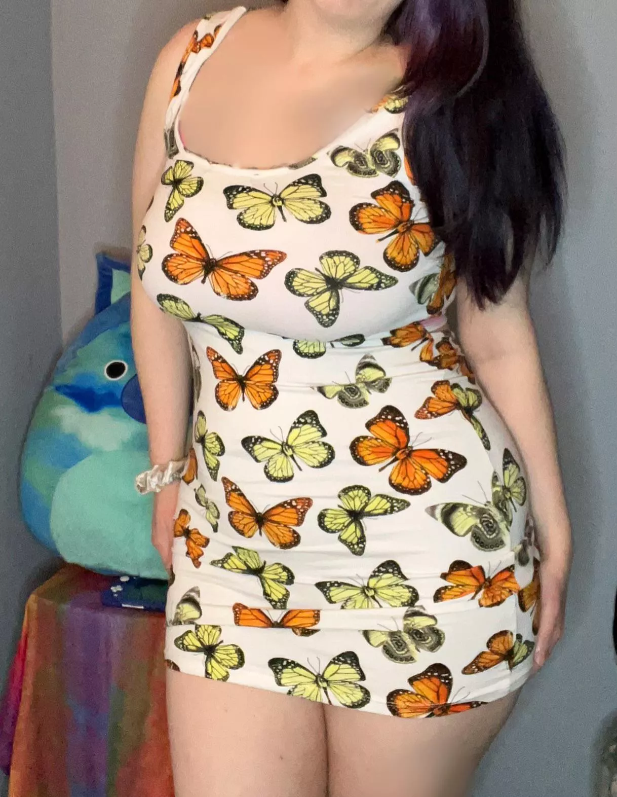 The squishmallow in the back is making me uneasy 🤣 I hope you like my butterfly dress tho 🥰 (f)