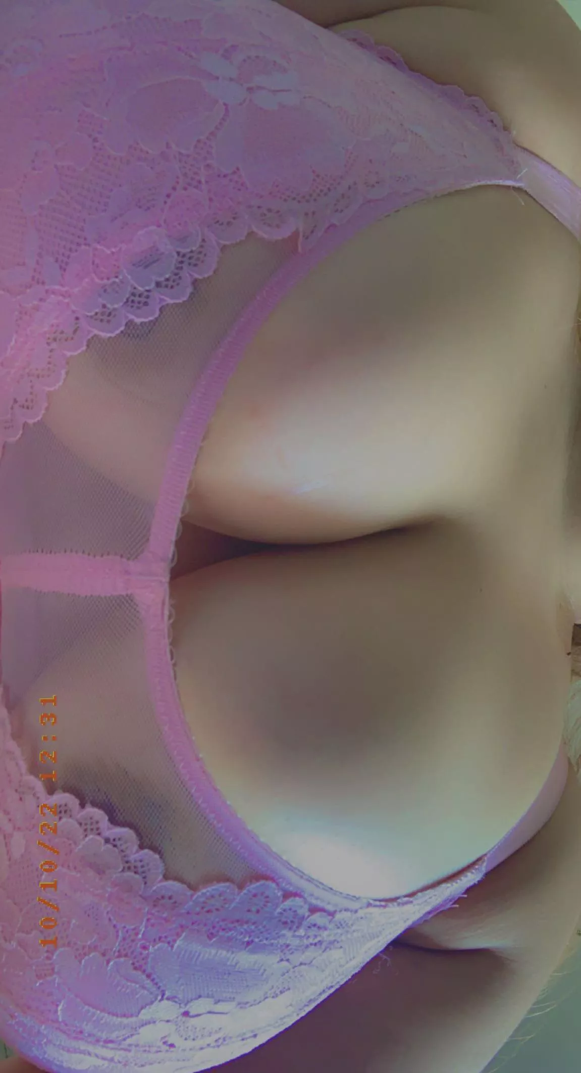 These are the kind of pictures I would send you 🤭