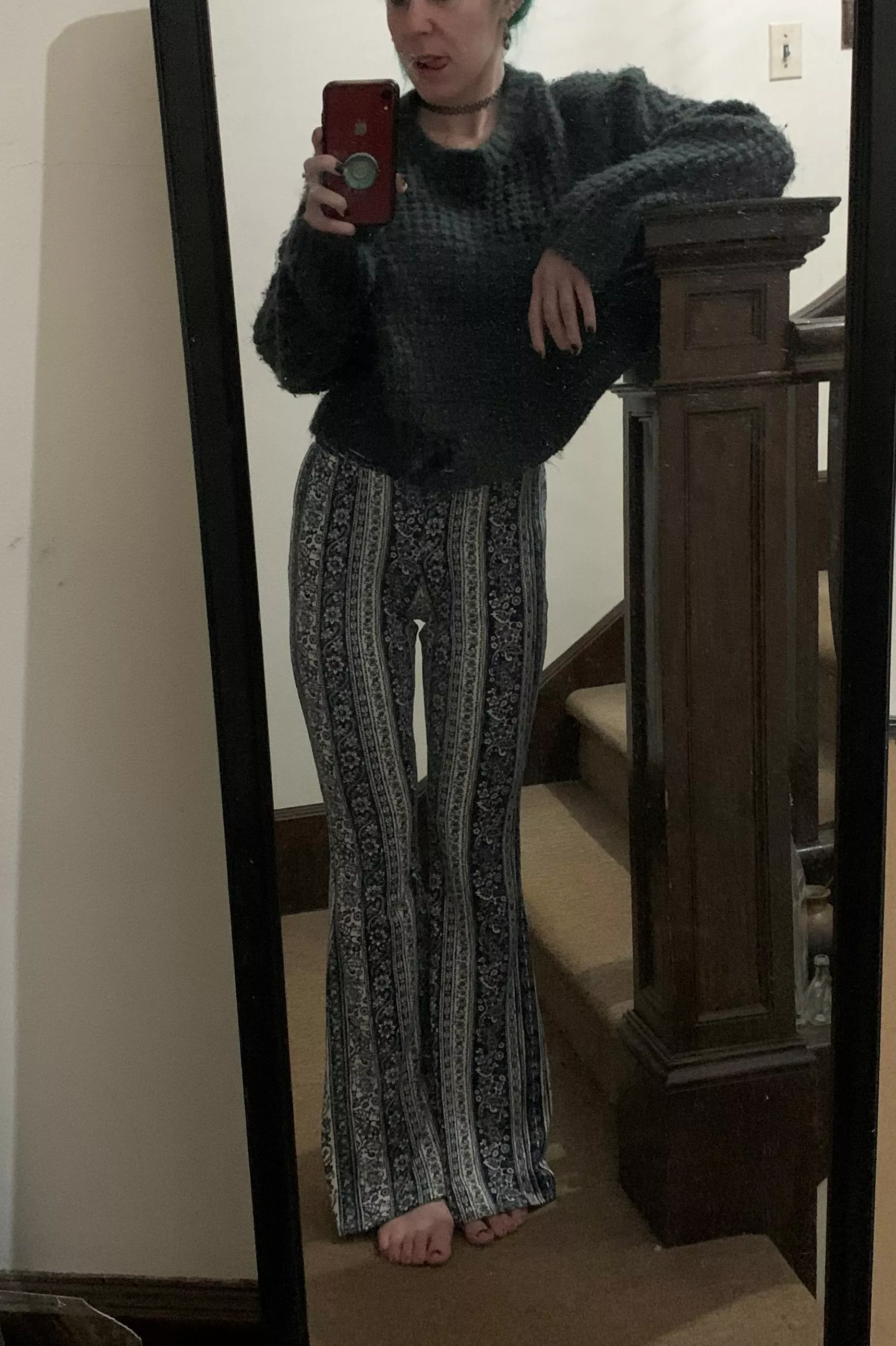 Thigh gap and hip dips