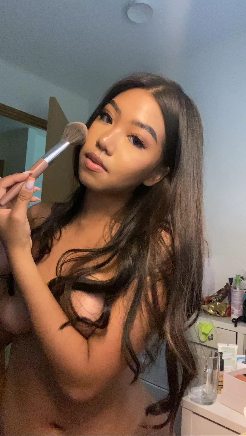 This is how I get ready before we meet up