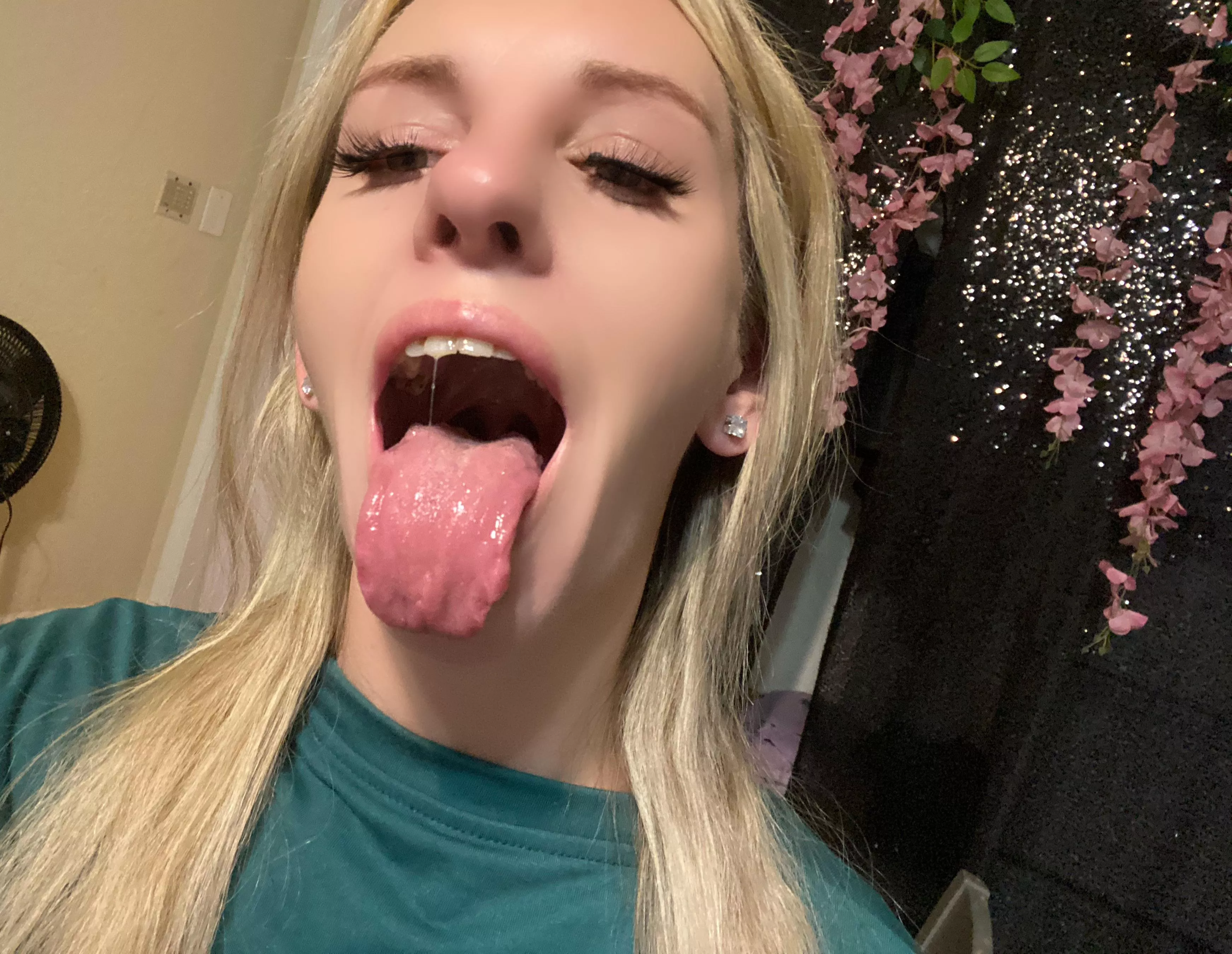 Try to resist all this tongue 😛