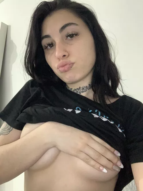 Want to see what's under the arm?