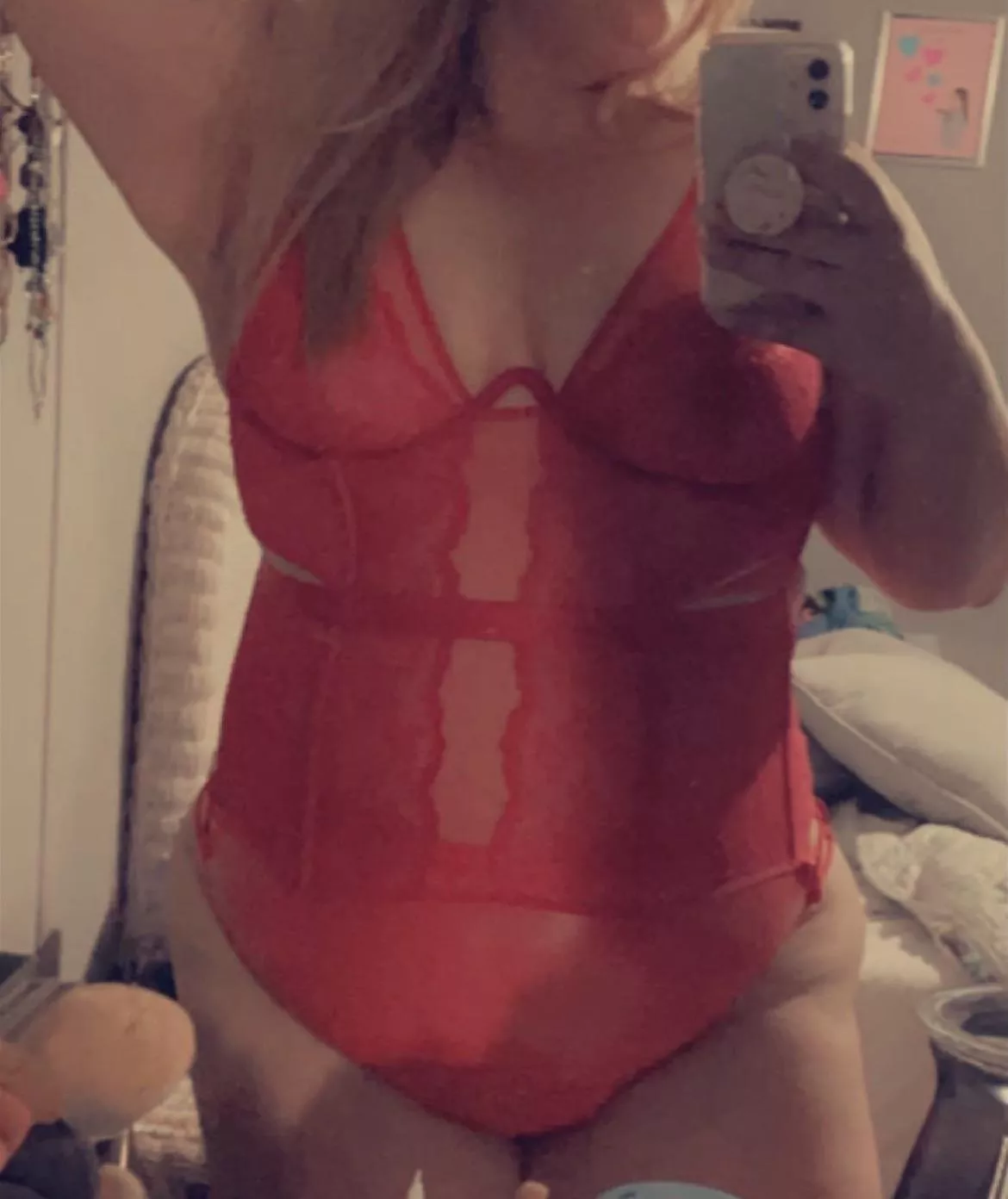 Who would fuck my wife looking to share her it’s her fantasy and mine 🤤🤤