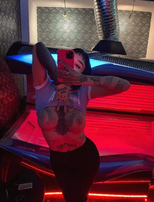 Who would like to kiss them