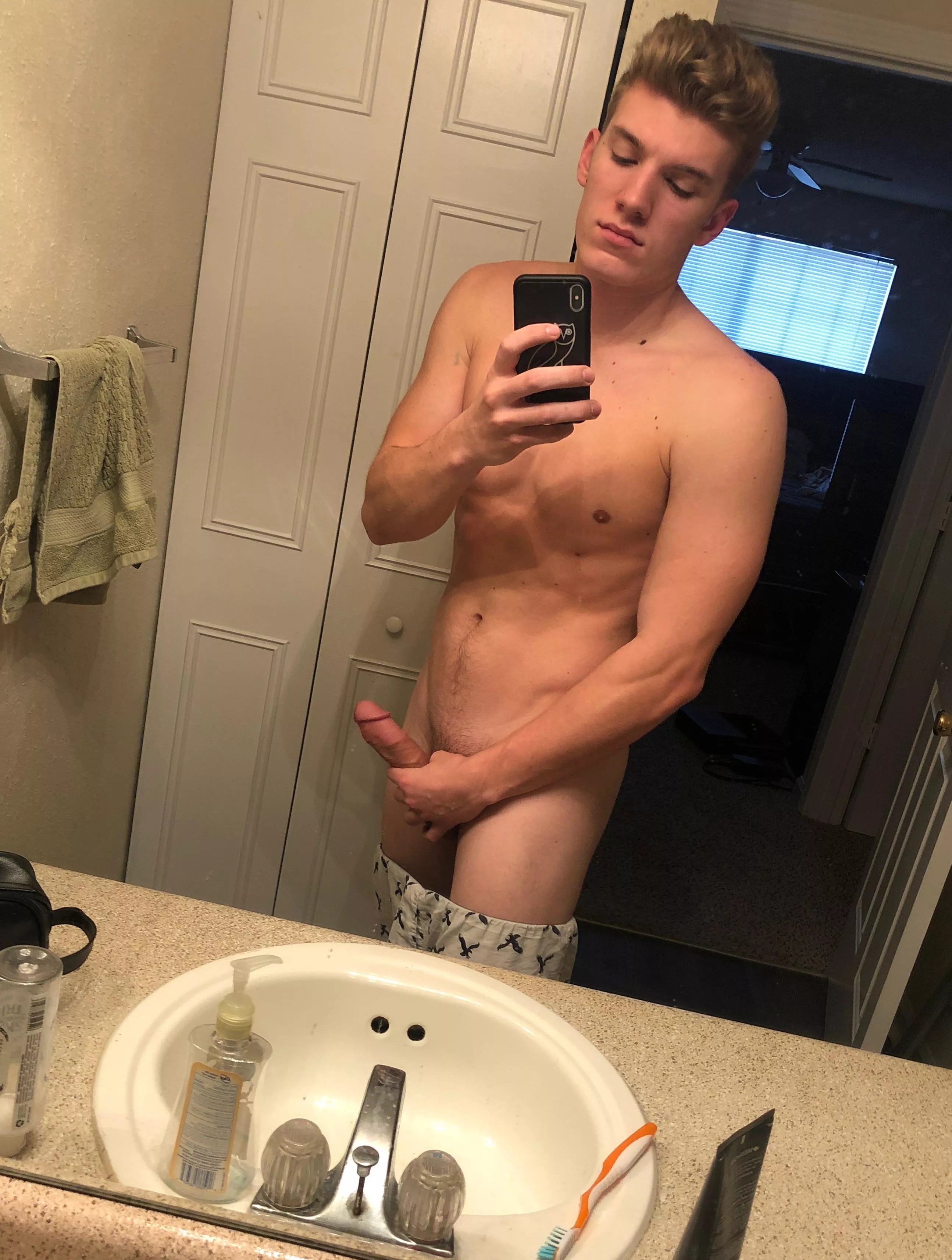 Why aren’t more guys in my DMs