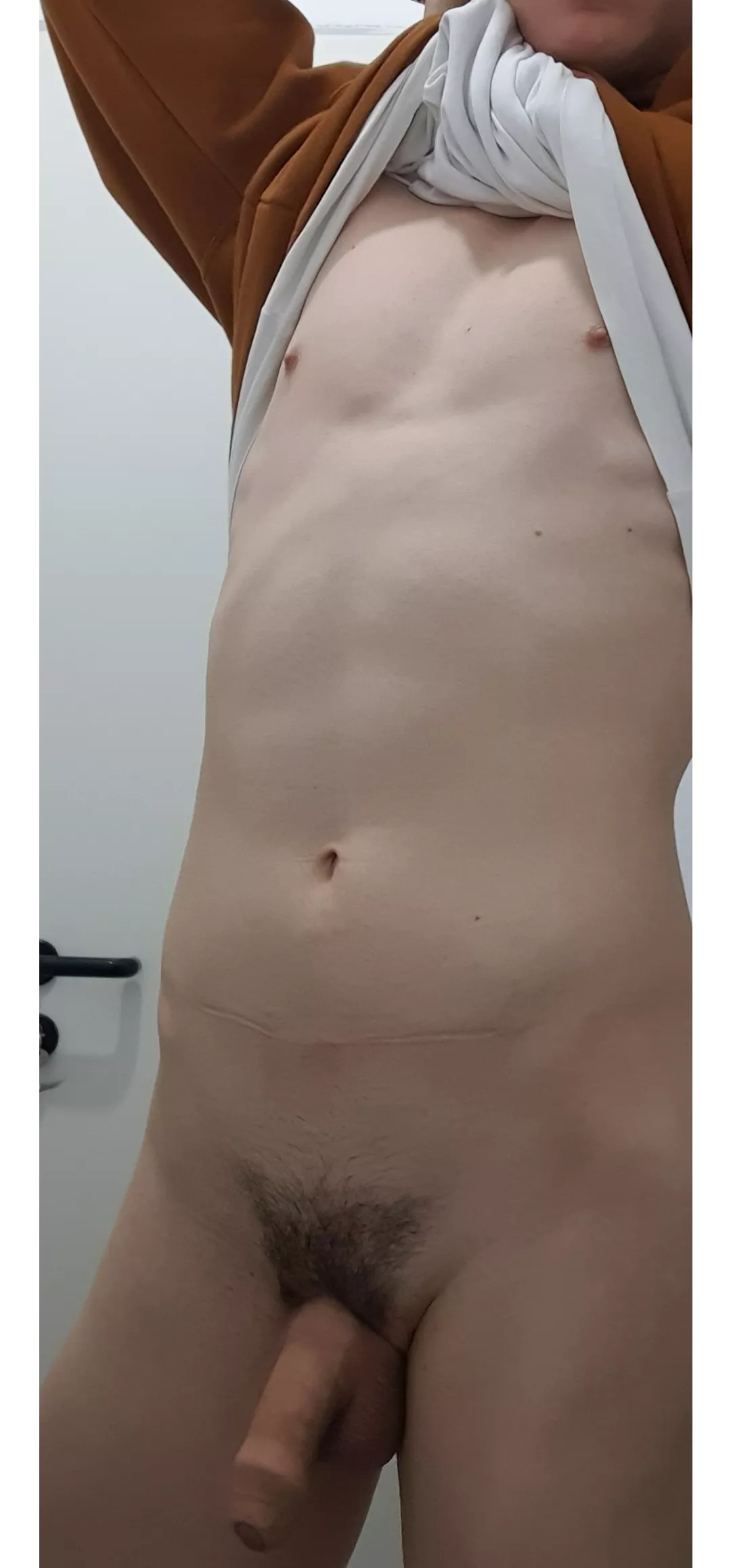 Work's bathroom seems like a nice place to suck each other off, bro ❤ (21)