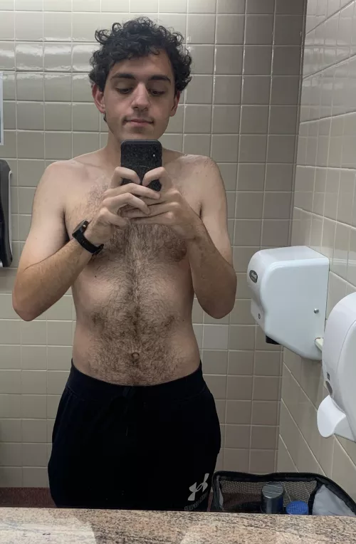 (19) It's getting cold out, glad I have some fur to keep myself warm!