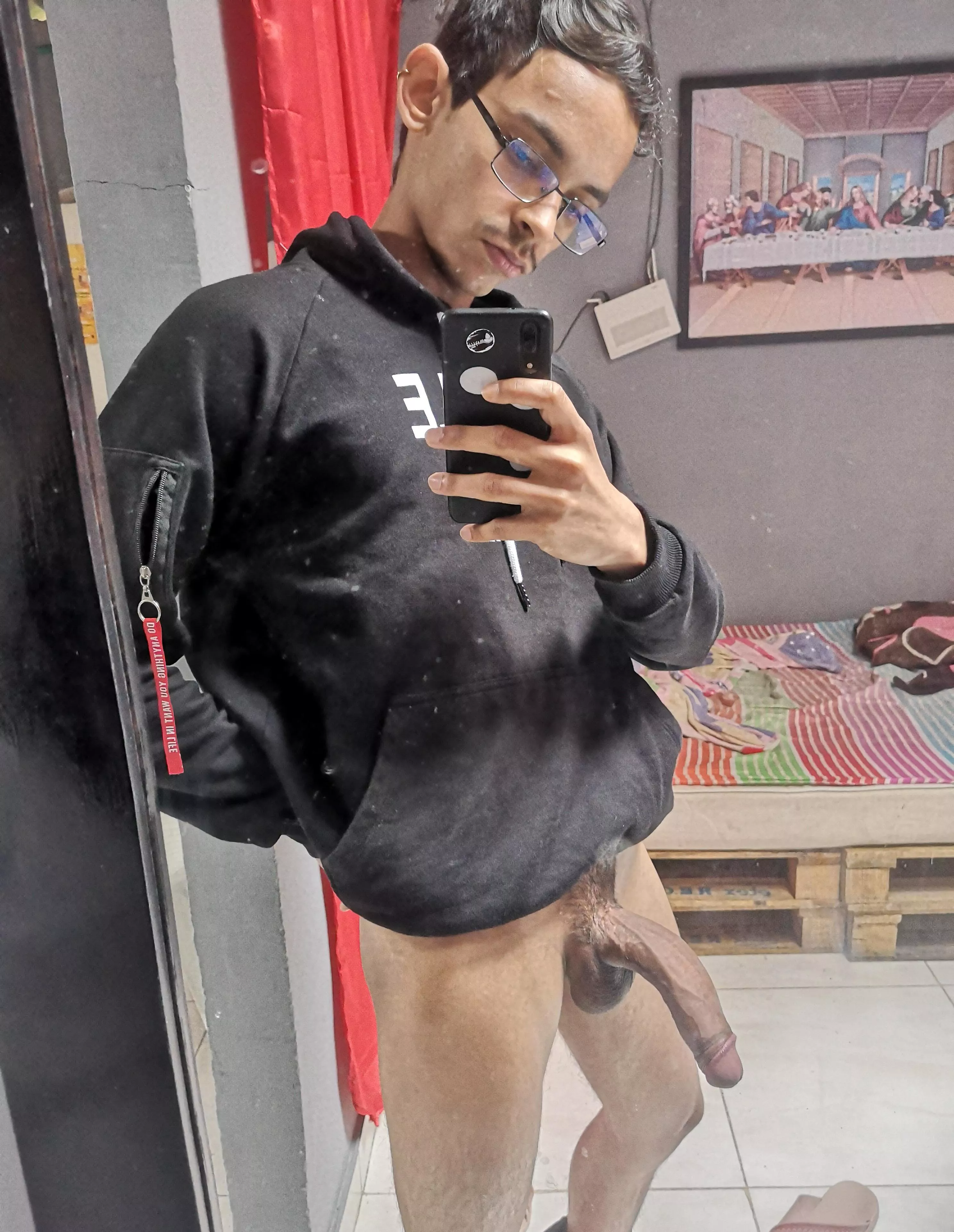 [19] looking for a tight hole to fill with hot cum