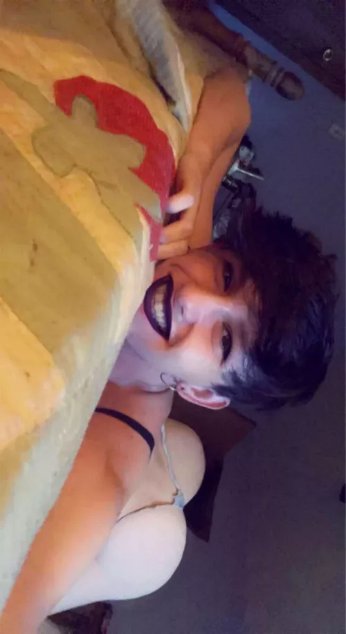 3 guesses why my gf left..