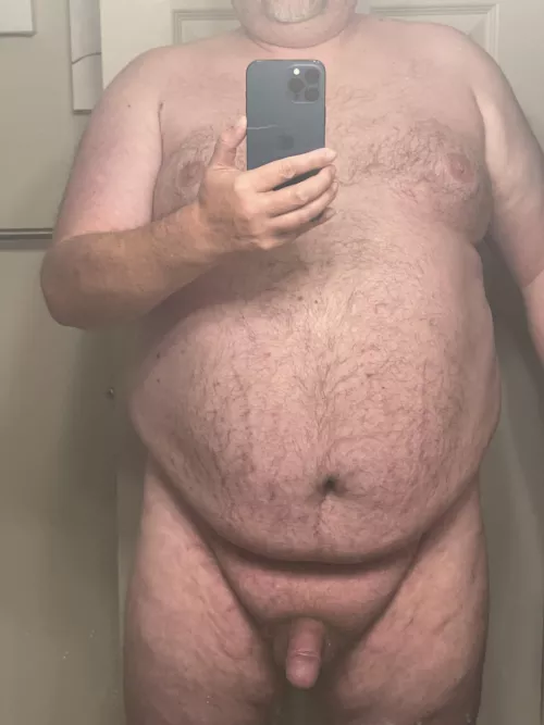 49M Daddy is horny and lonely.