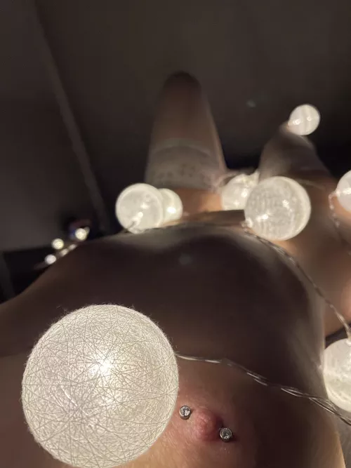 Any fans of pierced nipples 😏?