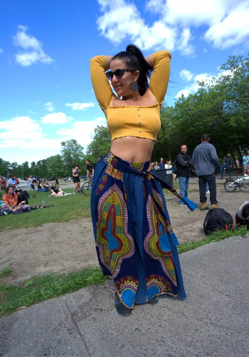 Are you OK with the 40+ crowd going braless, too?