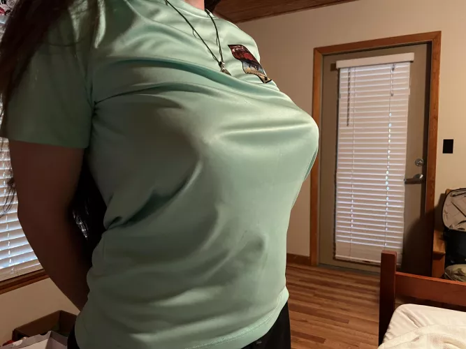 Baggy shirts don’t hide them either 😉