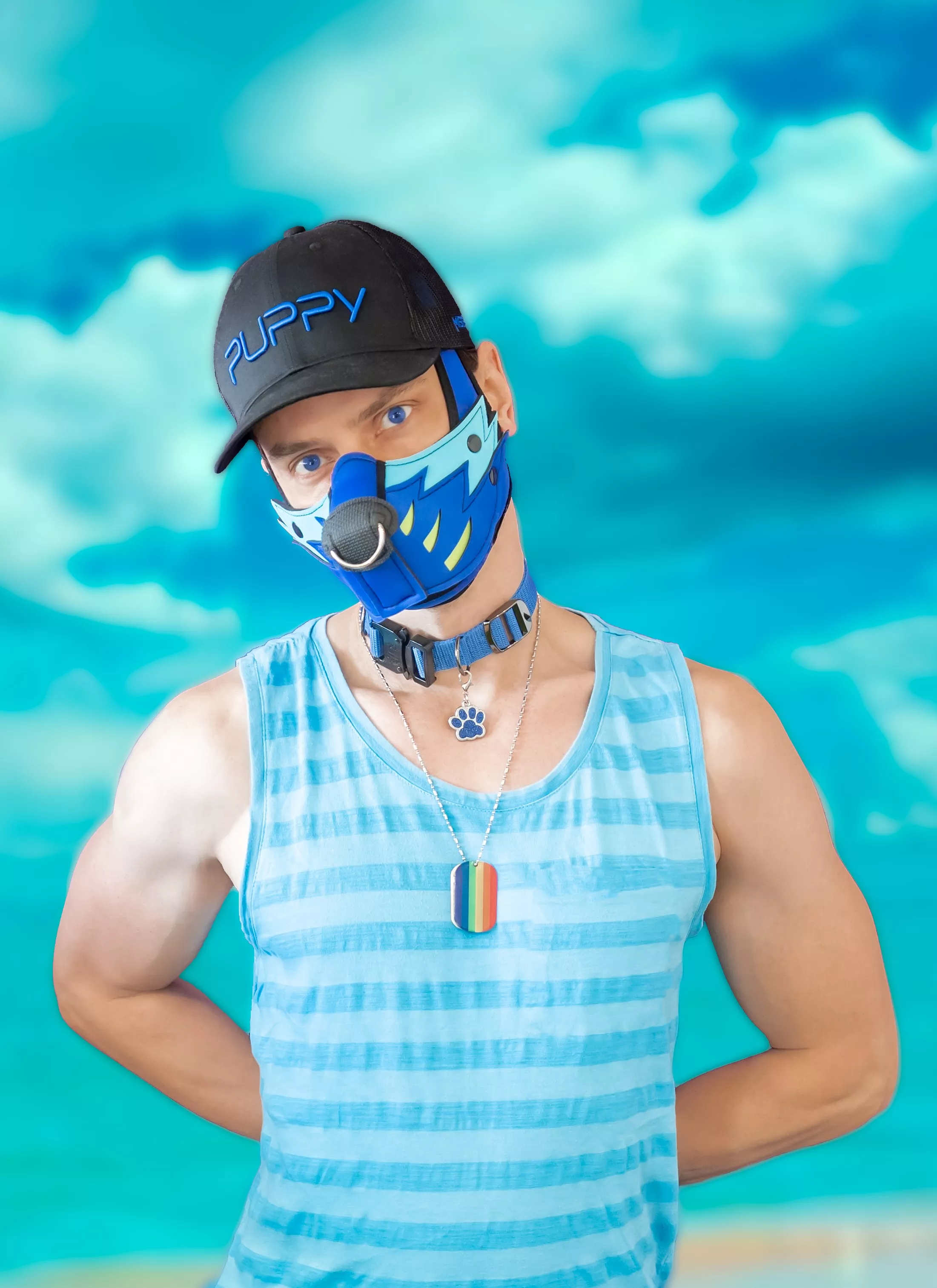 Beach pup got a new hood! 😎🐶