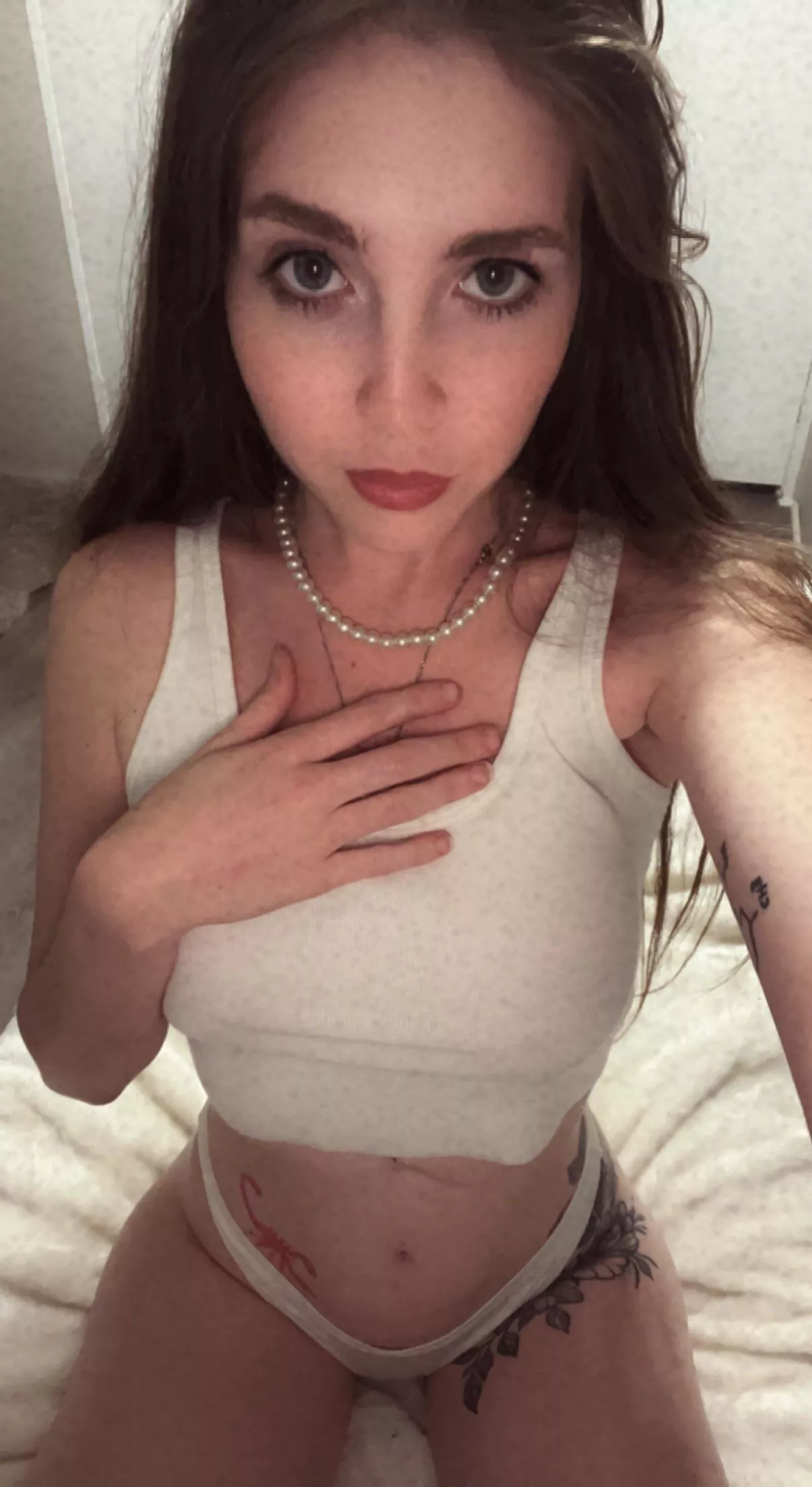 come play w/ me ? 😩