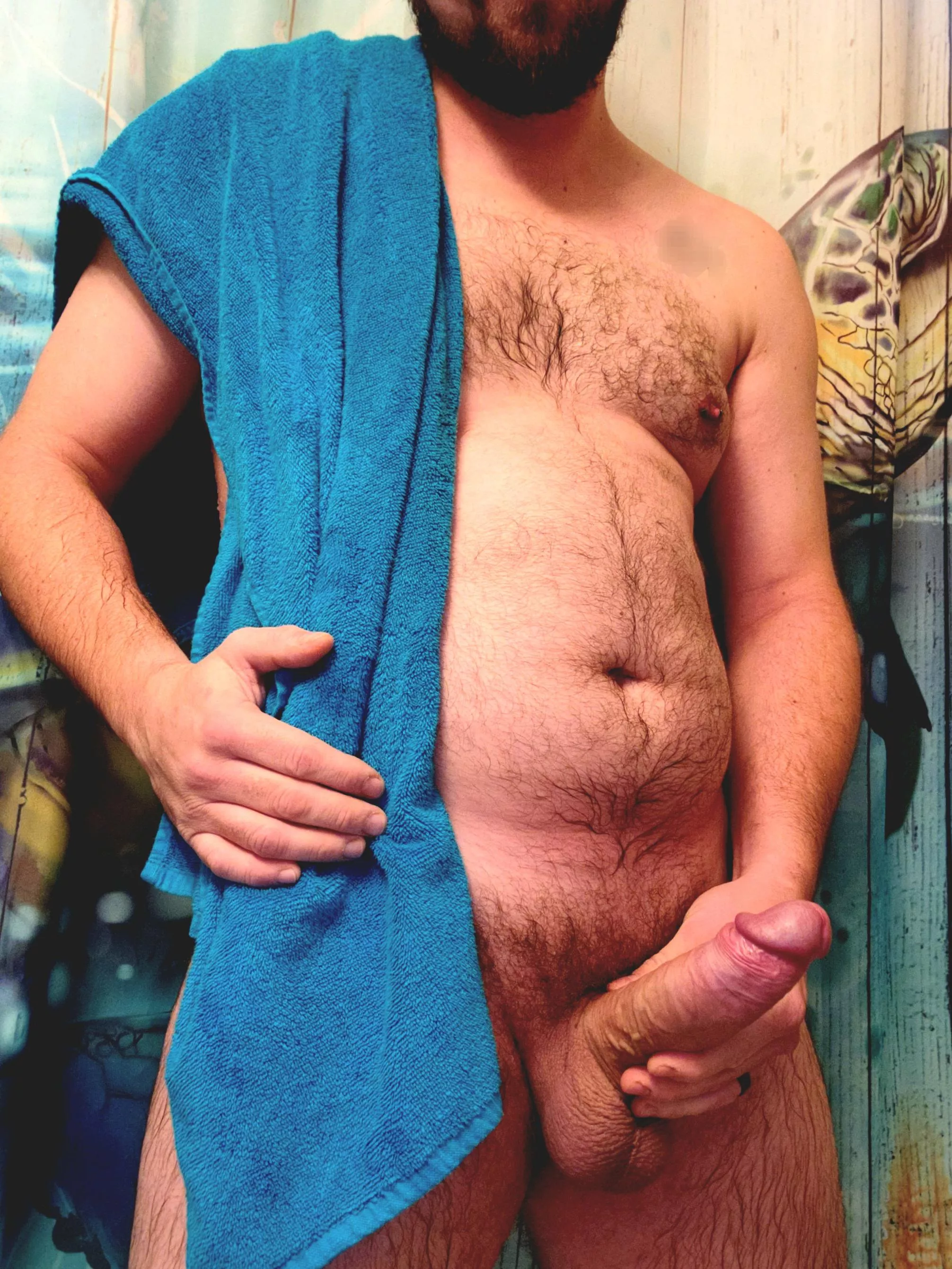 Cum make this cock rock hard and paint your face😈