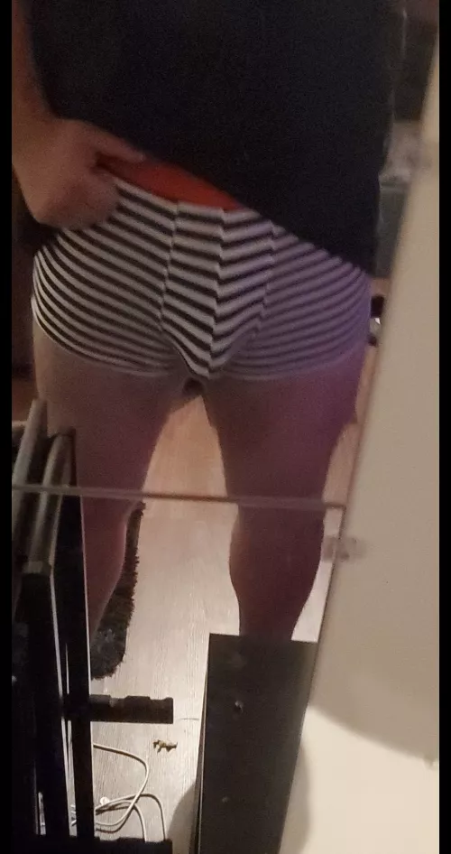 Do yall like my underwear? I think they're cute 😁