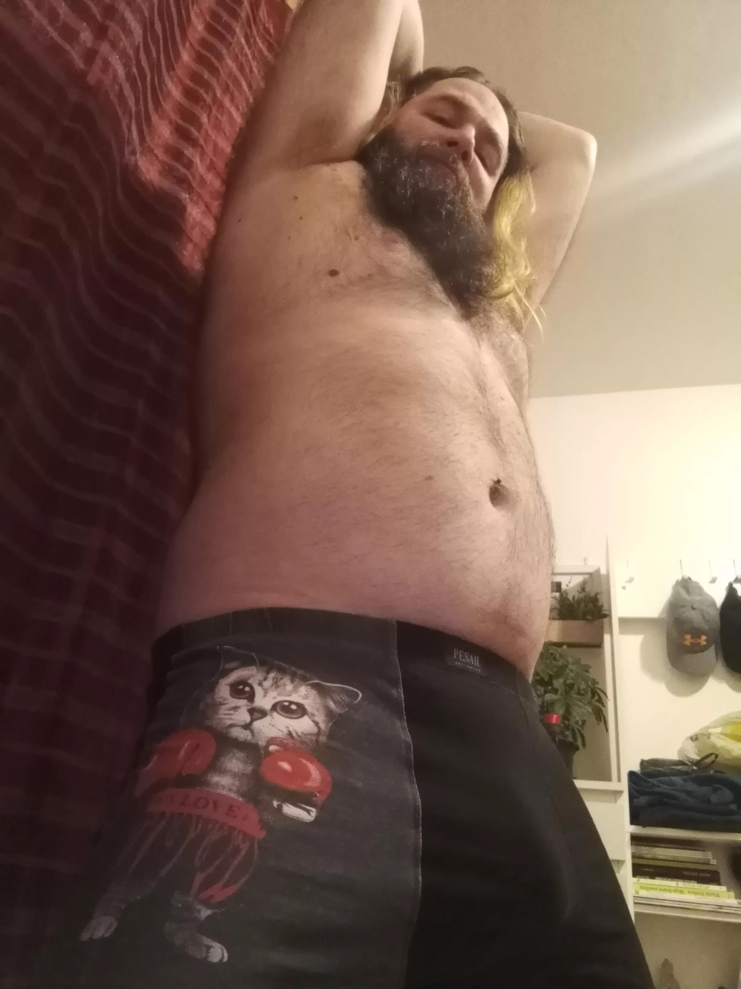 do you like the outline??? 😈😈😈