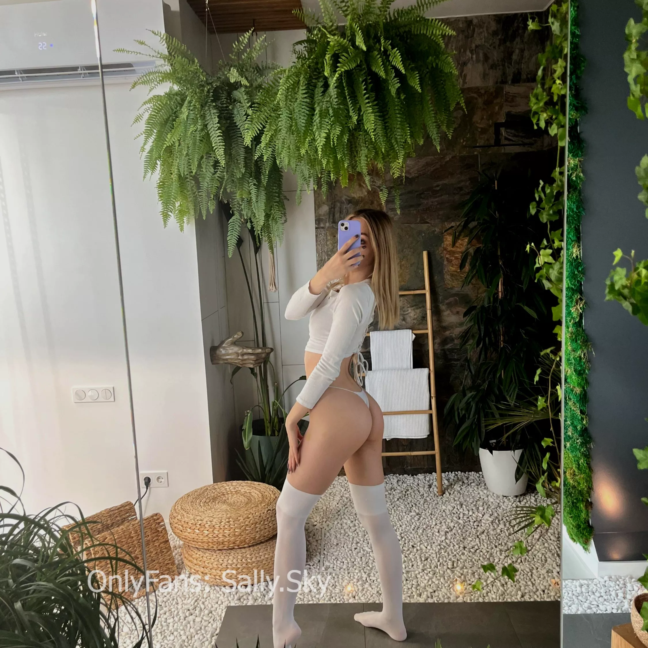 Do you like thigh highs on xsmall girls?