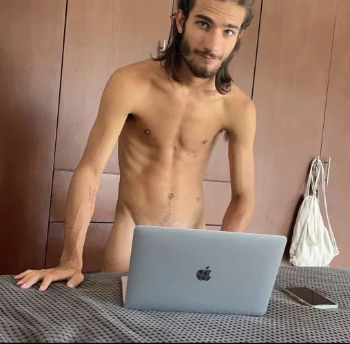 Do you wanna be my work buddy? The only rule is that no clothes are allowed ahah