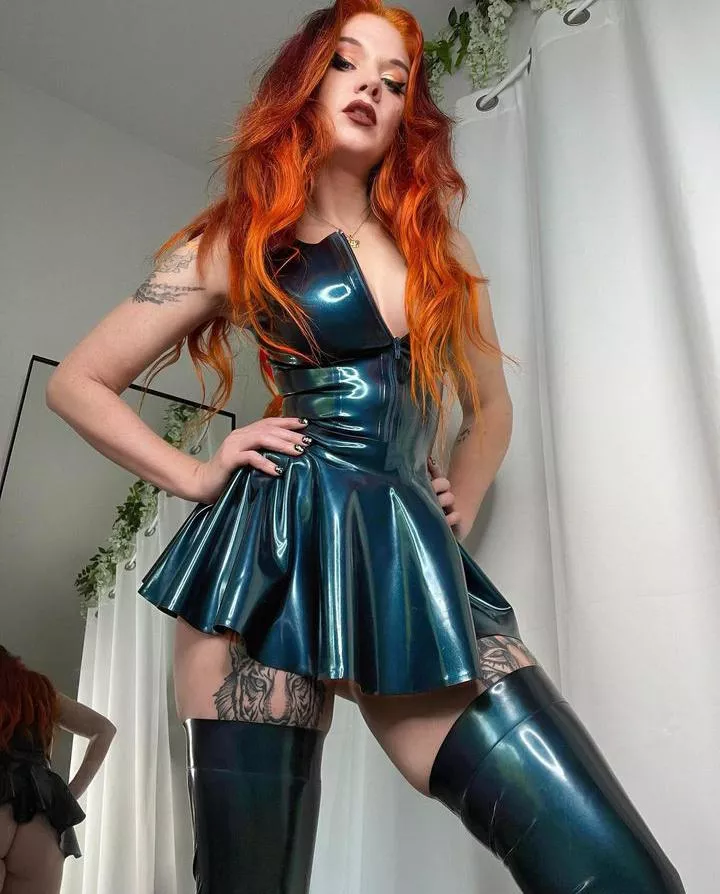 [F] Did you like my black latex?