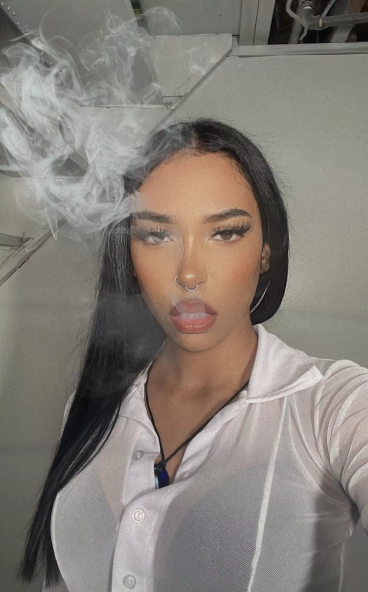 F21 in need of a good smoke sesh