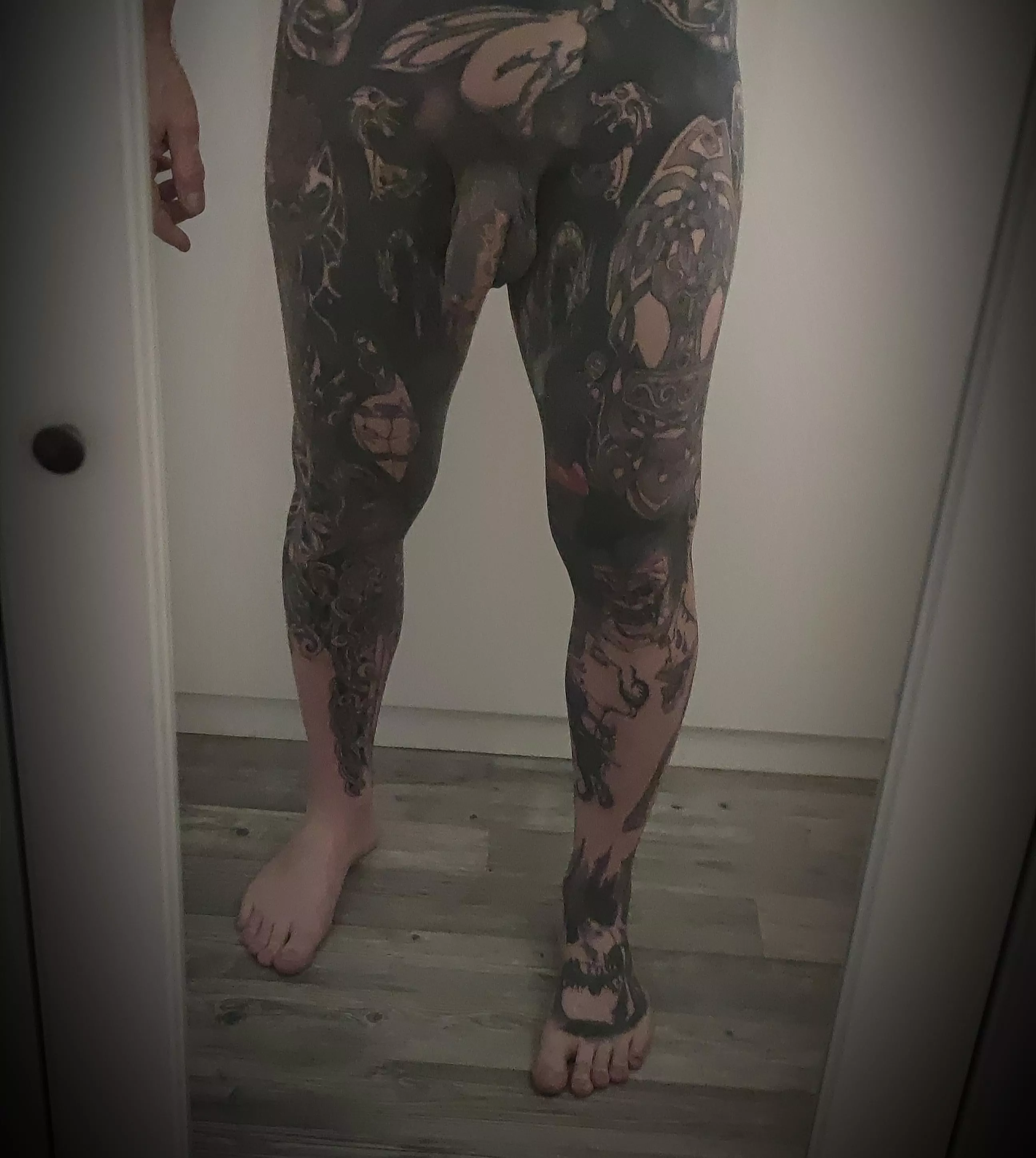 Friday evening and alone (m44)