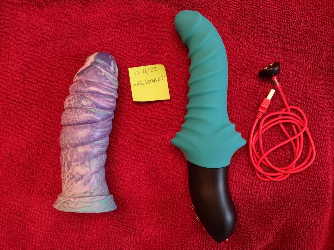 Fun Factory Stronic Drei $75USD (OBO) + Chillow Factory 