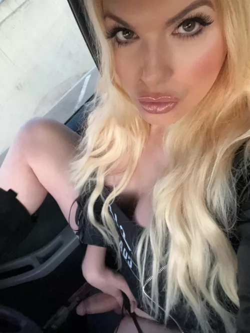 Get in .. we’re giving roadhead