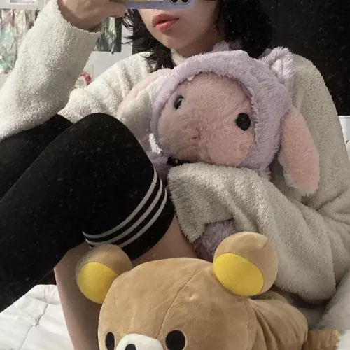 had a rough day :( stuffed animals help