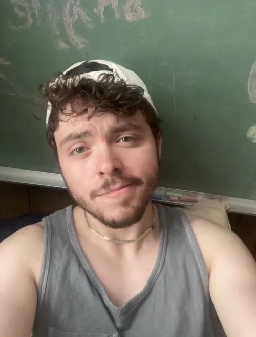 Happy Friday bros, much love ❤️