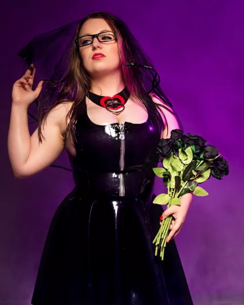 Happy Friday everyone! 🥰 How has your week been? 😘