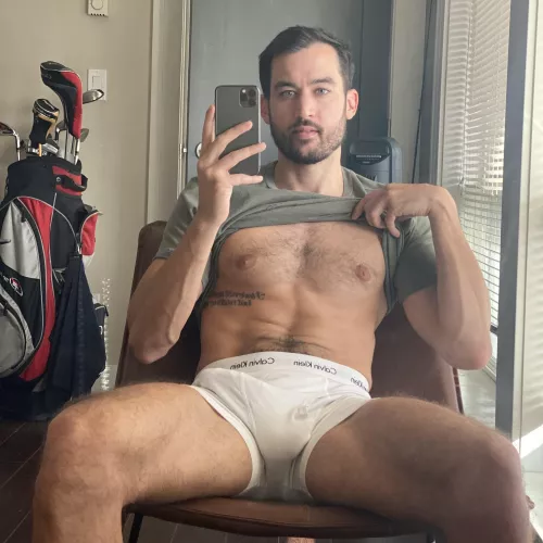 Heading into the weekend full 👀😏