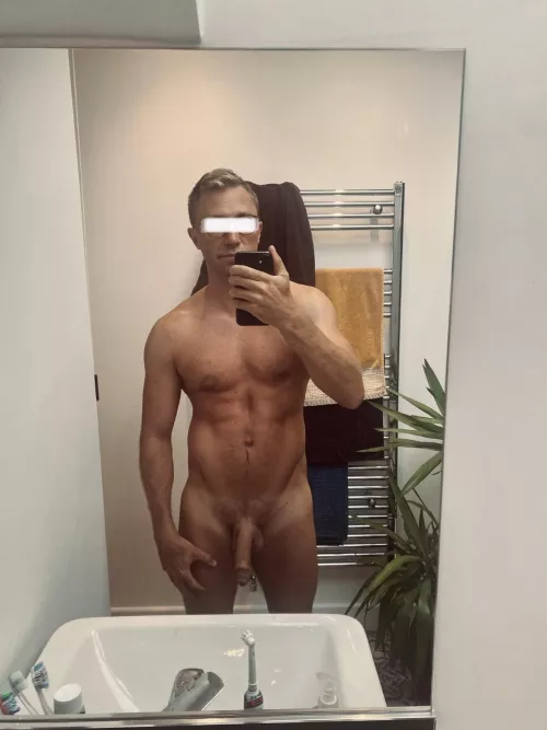 If you recognise the bathroom… “hiya sister-in-law” 🙋‍♂️