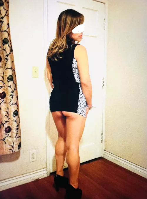 It’s been a while, didn’t know there were so many tasteful fetishes here 9 On Redd, as far as mine goes I enjoy showing off my beautiful Latina wife been together for over 10 years love showing her off please no disrespectful comments but I love to h