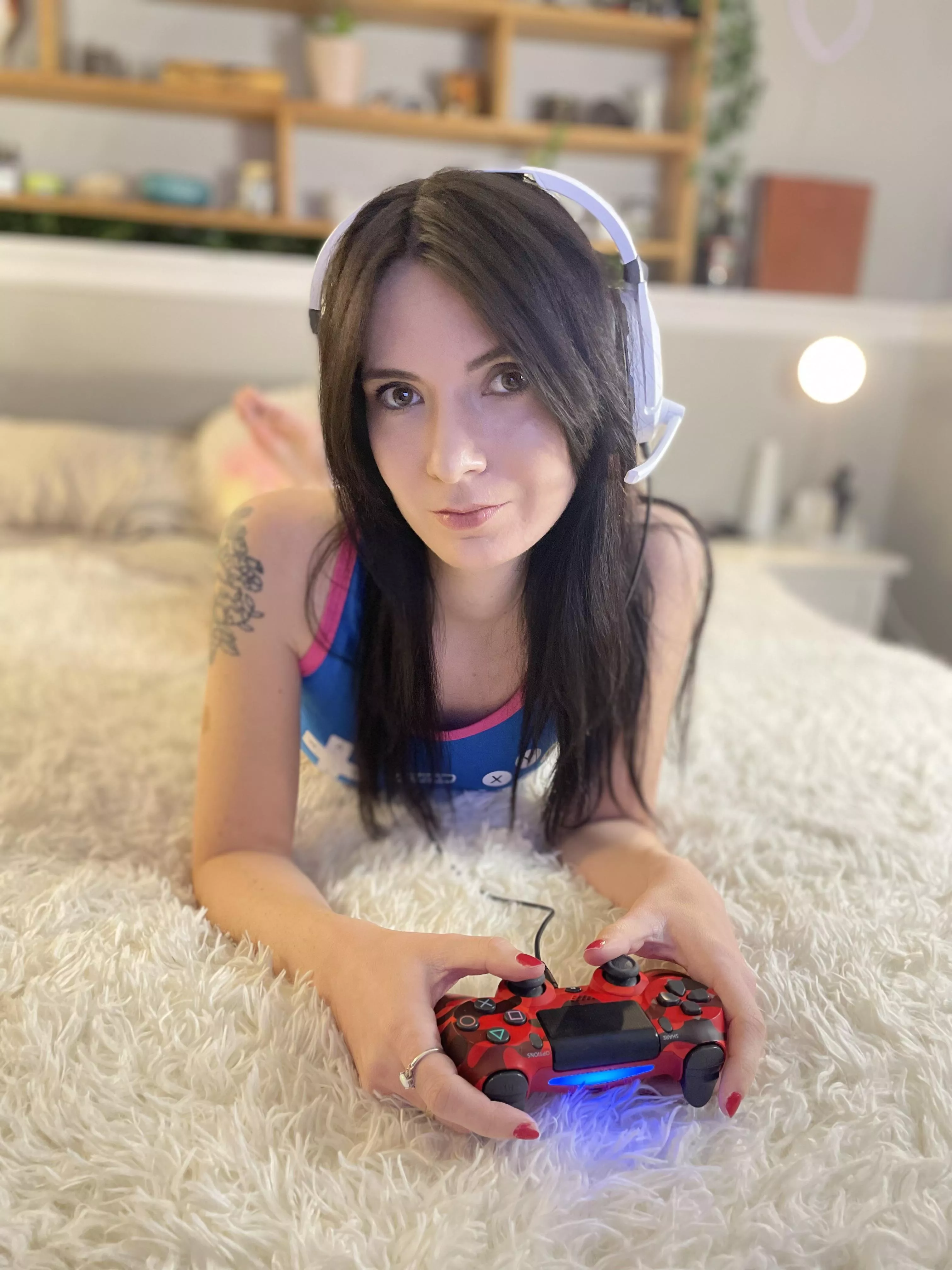 Morning gaming😜 [F]