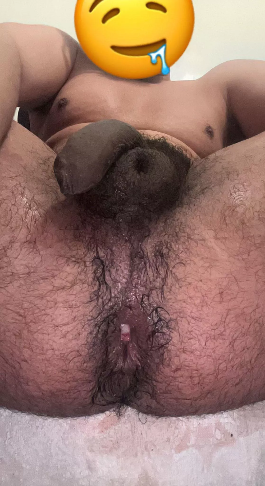My faggot hairy hole got wrecked by my big dildo the other day 😵‍💫😈